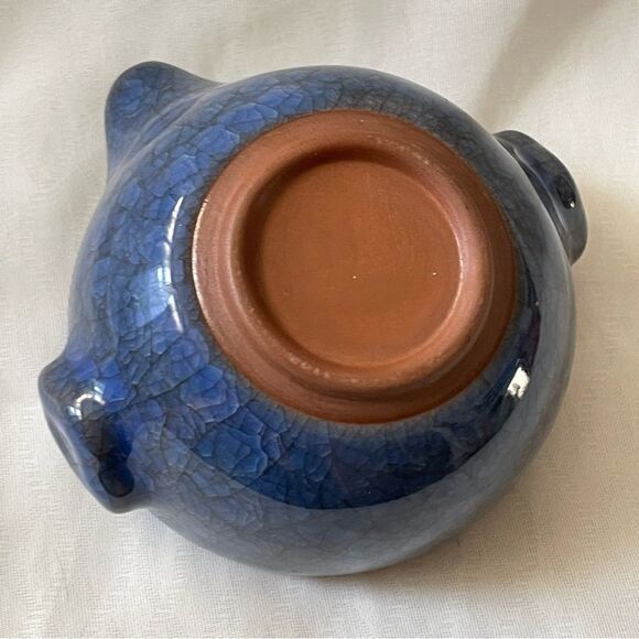 Straining pitcher blue crackle glazed stoneware with large straining holes - Picture 12 of 16